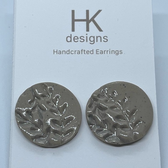 Handmade Clay Studs - Picture 4 of 10